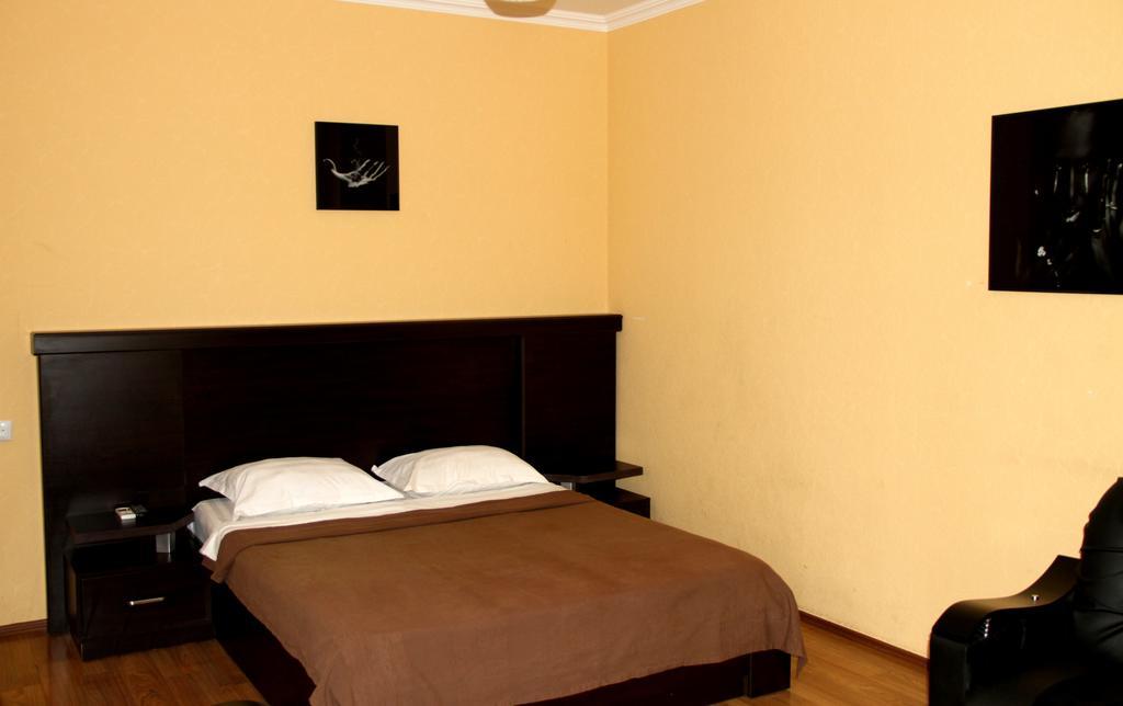 Avenue Hotel Tbilisi Quarto foto