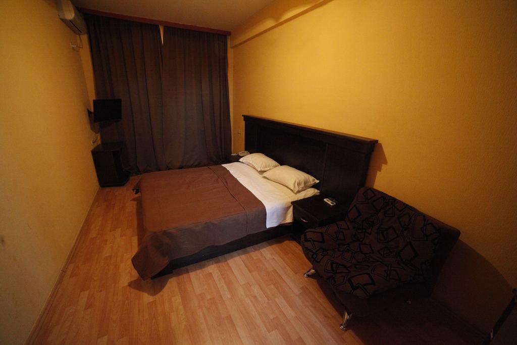 Avenue Hotel Tbilisi Quarto foto